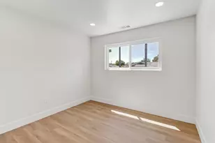 7716 Rotherton Way, Sacramento, CA 95823 - Photo 19