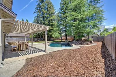 101 Cloverdale Court, Roseville, CA 95661 - Photo 47