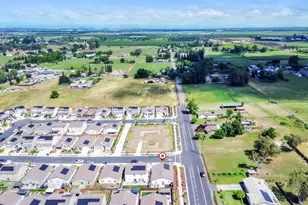 6203 Panda Wy, Riverbank, CA 95367 - Photo 21