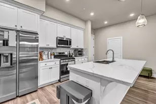 1661 Spring St, Davis, CA 95616 - Photo 13