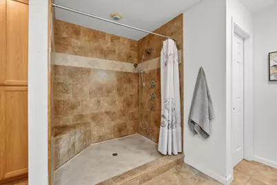 5400 Essex Court, Fair Oaks, CA 95628 - Photo 17