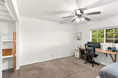 4027 Guernsey Avenue, Stockton, CA 95215 - Photo 21