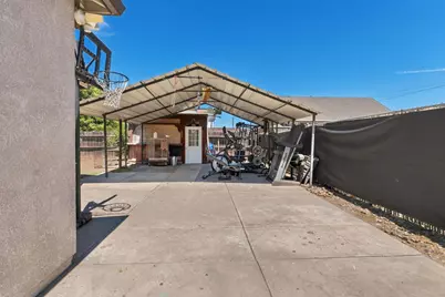 4027 Guernsey Avenue, Stockton, CA 95215 - Photo 37
