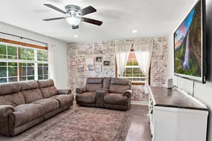 4027 Guernsey Ave, Stockton, CA 95215 - Photo 9