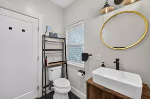 219 Persifer St, Folsom, CA 95630 - Photo 71