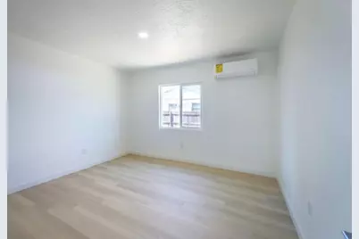 3932 Mahogany, Sacramento, CA 95838 - Photo 11