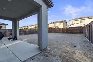 16574 Arbuckle Ave, Lathrop, CA 95330 - Photo 37