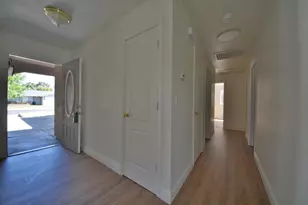 1218 Fleetwood Way, Stockton, CA 95210 - Photo 13