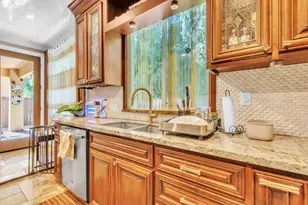 6009 Roswitha Ct, Carmichael, CA 95608 - Photo 13