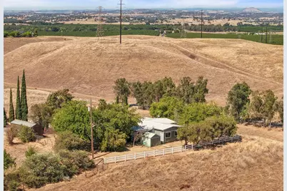 8251 N Waverly Road, Linden, CA 95236 - Photo 25