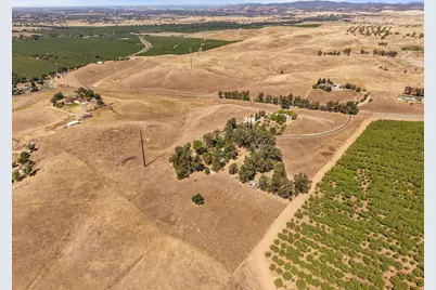 8251 N Waverly Road, Linden, CA 95236 - Photo 9