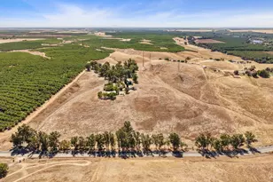 8251 N Waverly Rd, Linden, CA 95236 - Photo 3