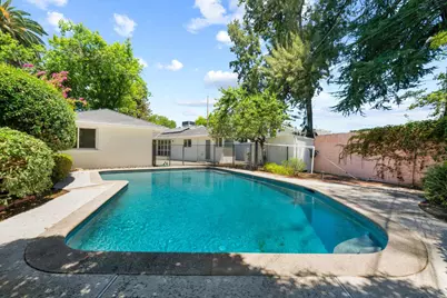 5035 E Street, Sacramento, CA 95819 - Photo 17