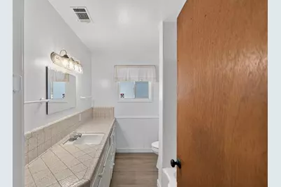 10700 Calvine Road, Elk Grove, CA 95624 - Photo 33