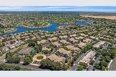 2882 Brighton Beach Way #44, Elk Grove, CA 95758 - Photo 25