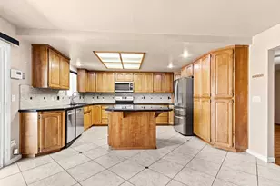 205 Alpine Pl, Woodland, CA 95695 - Photo 11