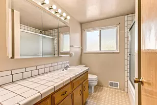 205 Alpine Pl, Woodland, CA 95695 - Photo 27