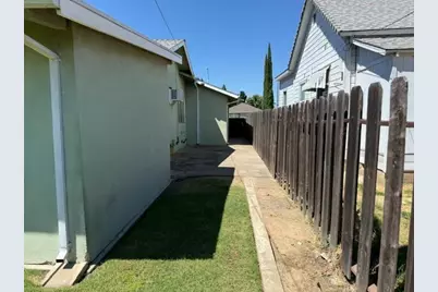726 Louie Avenue, Lodi, CA 95240 - Photo 15