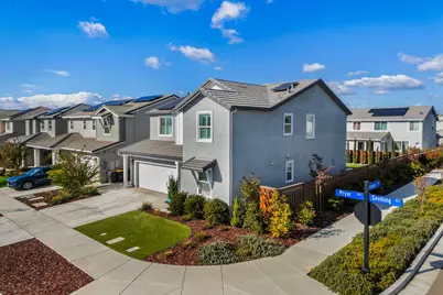 2649 Pryor Court, Lathrop, CA 95330 - Photo 43