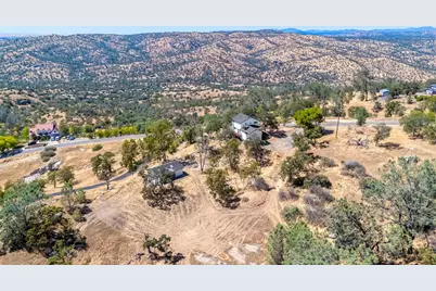 41070 Lilley Mountain Drive, Coarsegold, CA 93614 - Photo 39