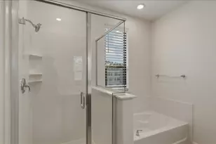 25423 Parklane Dr, Hayward, CA 94544 - Photo 23