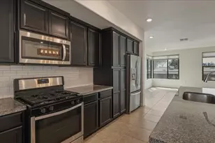 25423 Parklane Dr, Hayward, CA 94544 - Photo 15