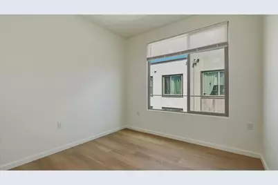 25423 Parklane Drive, Hayward, CA 94544 - Photo 29