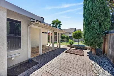 8410 Patmon Drive, Elk Grove, CA 95624 - Photo 23