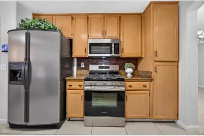 8410 Patmon Drive, Elk Grove, CA 95624 - Photo 11