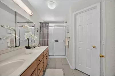 8410 Patmon Drive, Elk Grove, CA 95624 - Photo 19
