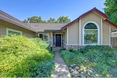 6447 Shadow Hawk Drive, Citrus Heights, CA 95621 - Photo 5