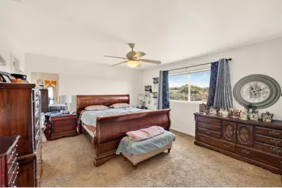 20605 Road 31, Madera, CA 93638 - Photo 17