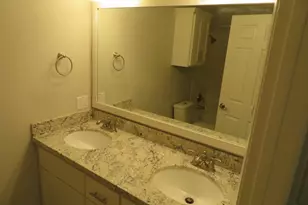 7401 Auburn Oaks Ct, Citrus Heights, CA 95621 - Photo 21