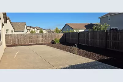 816 Loon Street, Lathrop, CA 95330 - Photo 29