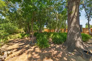 5830 40th St, Sacramento, CA 95824 - Photo 27