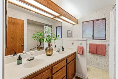 4233 Curragh Oaks Lane, Fair Oaks, CA 95628 - Photo 37