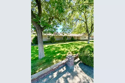 404 Robin Hood, Modesto, CA 95350 - Photo 3