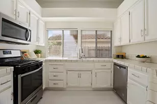 9459 Lockeridge, Sacramento, CA 95829 - Photo 19