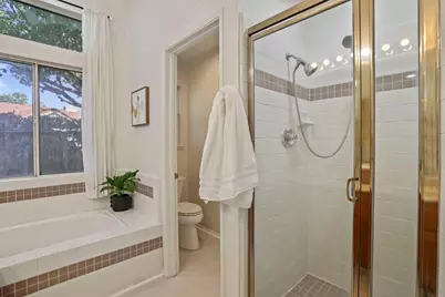 9459 Lockeridge, Sacramento, CA 95829 - Photo 33
