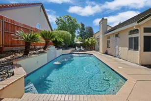 9459 Lockeridge, Sacramento, CA 95829 - Photo 5