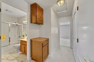 7409 Auburn Oaks Ct, Citrus Heights, CA 95621 - Photo 19