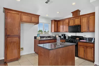 6572 Juneau Way, North Highlands, CA 95660 - Photo 9