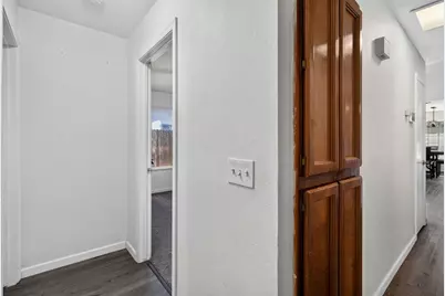 5704 Glassboro Way, Sacramento, CA 95842 - Photo 29