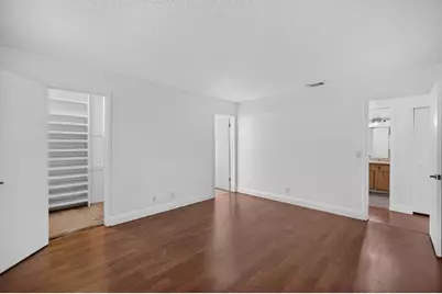 1754 Urbana Way, Sacramento, CA 95833 - Photo 17