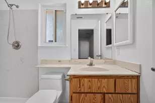 1754 Urbana Way, Sacramento, CA 95833 - Photo 19