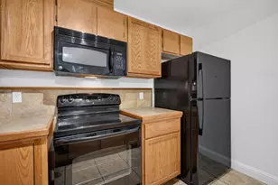1754 Urbana Way, Sacramento, CA 95833 - Photo 15