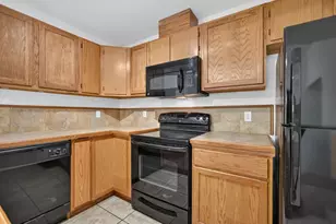 1754 Urbana Way, Sacramento, CA 95833 - Photo 13