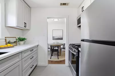 408 Leitch Avenue, Sacramento, CA 95815 - Photo 15