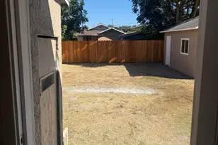 2217 E Hazelton Ave, Stockton, CA 95205 - Photo 13