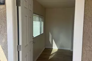 2217 E Hazelton Ave, Stockton, CA 95205 - Photo 5